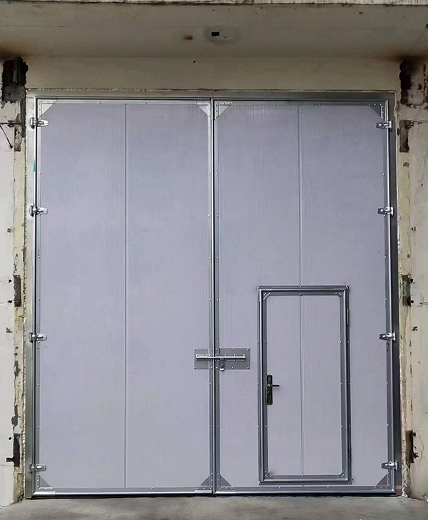 渭源工业平开门