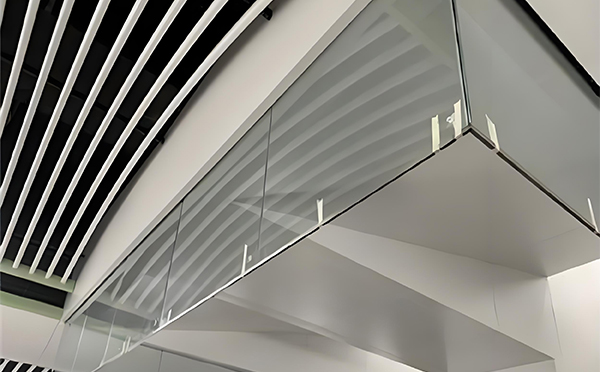 渭源玻璃挡烟垂壁