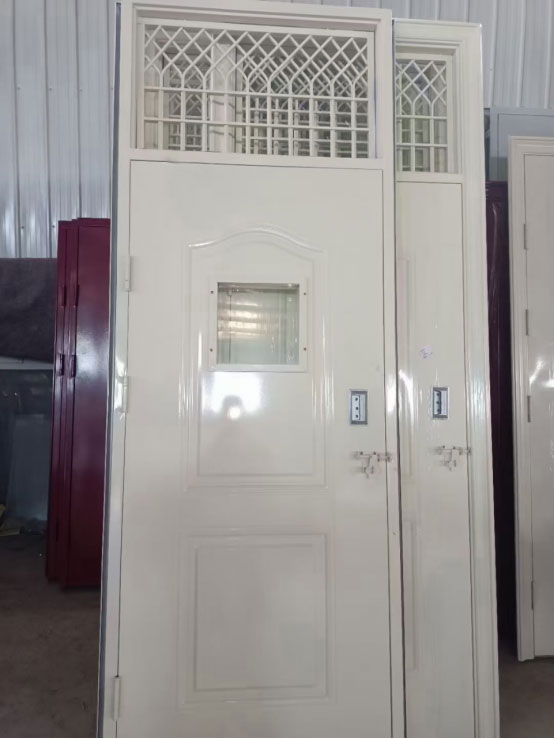 渭源学校教室门