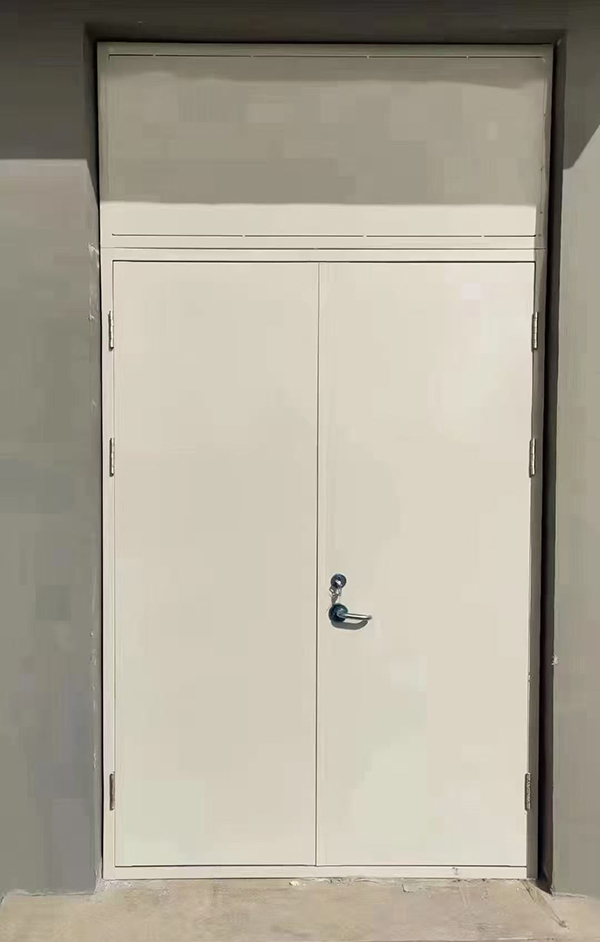 展览馆项目完成大跨度渭源防火门安装